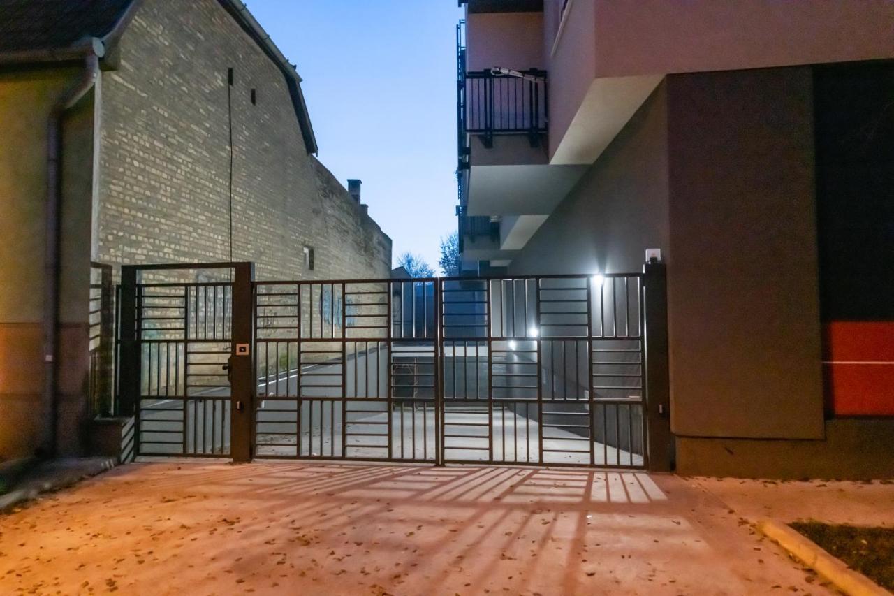 Family Resort Subotica Apartments Exterior photo